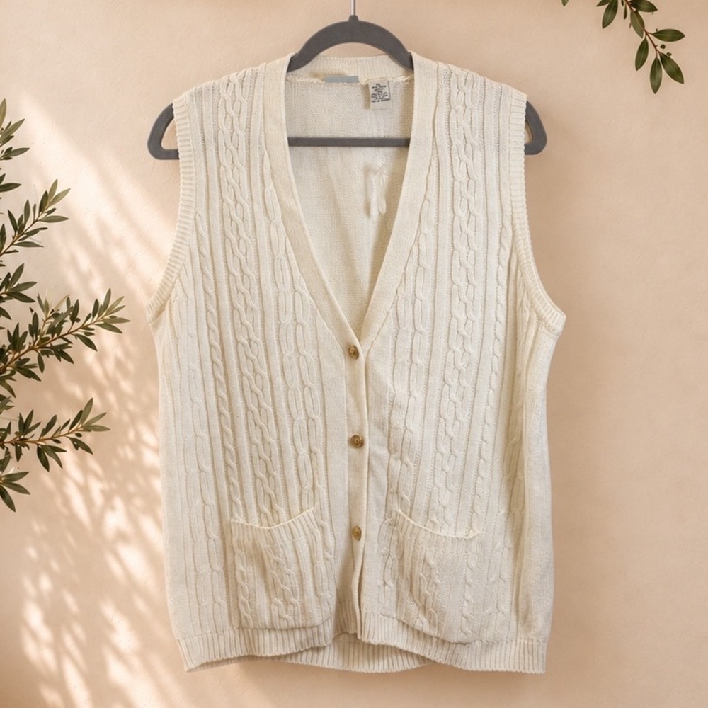 Classic Elements Cream Cable Knit Cardigan Vest XL Gold Buttons V-Neck Preppy